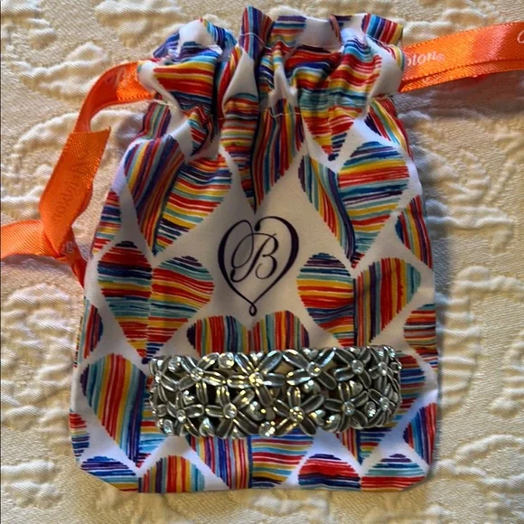 BRIGHTON Oval Daisy Bangle - Picture 2 of 10